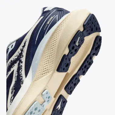 Image 3 of Diadora MYTHOS VIGORE V WIDE Women's