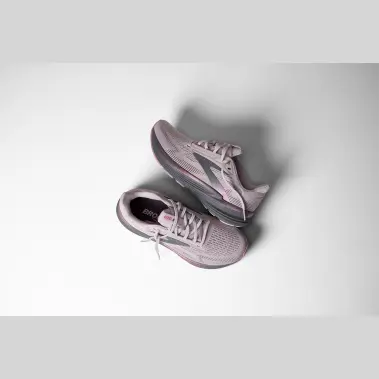 Image 8 of Brooks Revel 8 Women's