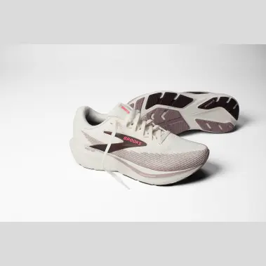 Image 7 of Brooks Ghost Amp Women's