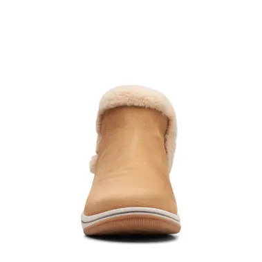 Image 3 of Clarks Breeze Fur Women's