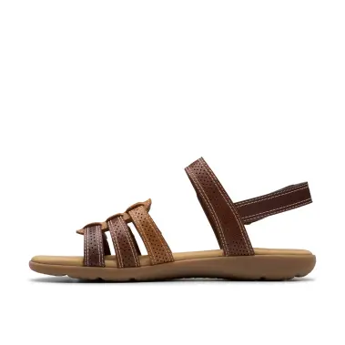 Image 2 of Clarks Elizabelle Kay Women's
