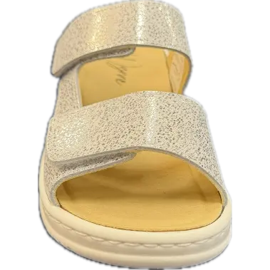 Image 4 of Wynne Novara Women's