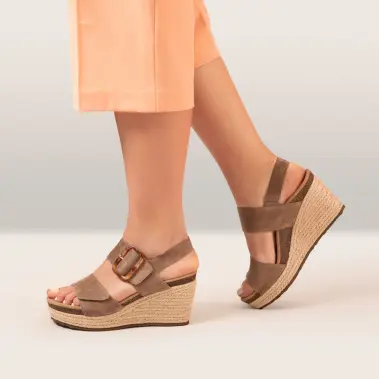 Image 8 of Aetrex Ashley Women's