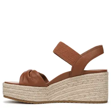 Image 9 of Vionic Darla Women's