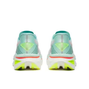 Image 4 of Saucony Endorphin Azura Women's