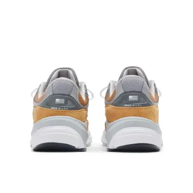 Image 4 of New Balance 990v6 Unisex