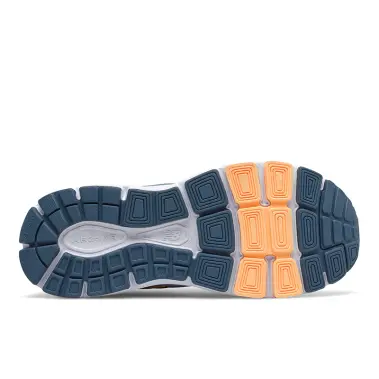 Image 5 of New Balance 840 v5 Women's