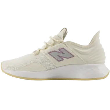 Image 2 of New Balance Fresh Foam Roav Women's