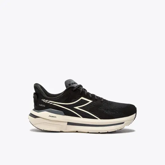 Cover image of BLACK/WHITE Diadora CELLULA Men's