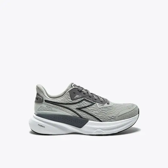 Cover image of SILVER/STEEL Diadora Nucleo 2 Men's