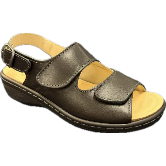 Cover image of Black Wynne Tivoli Women's