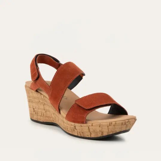 Cover image of SPICE SUEDE Naot Sunrise Women's