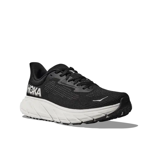 Cover image of BLACK/WHITE Hoka Arahi 7 Men's