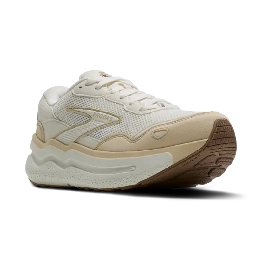 Cover image of Star | Sand | Portabella Brooks Ghost Max SE Women's