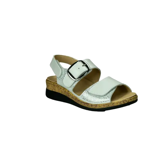 Cover image of PEARL Wynne Carrara Women's