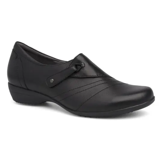Cover image of BLACK MILLED Dansko Franny Wide Women's