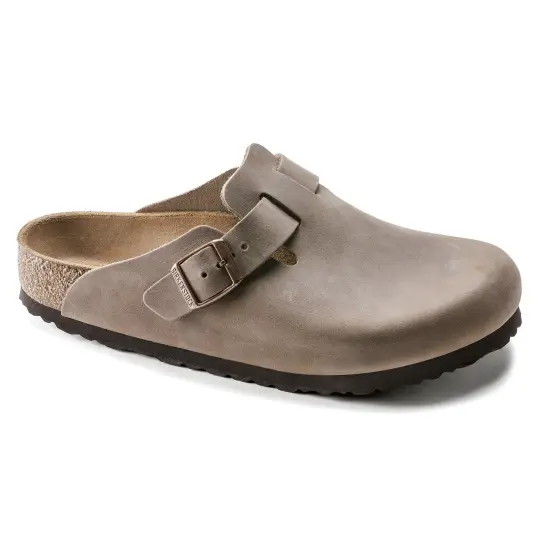 Cover image of TOBACCO Birkenstock Boston Oiled Leather Regular Unisex