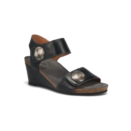 Cover image of Black Taos Carousel 3 Women's