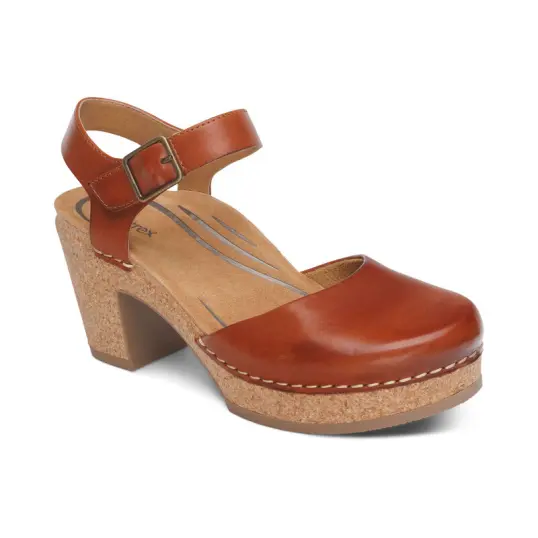 Cover image of COGNAC Aetrex Finley Women's