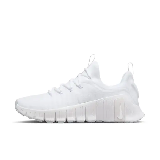 Cover image of WHITE/PLATINUM TINT Nike Free Metcon 6 Women's
