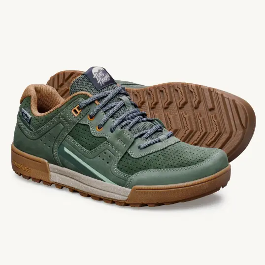 Cover image of MOSS Lems Shoes Trail Thrasher Unisex