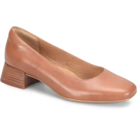 Cover image of LUGGAGE Sofft Lillian Women's