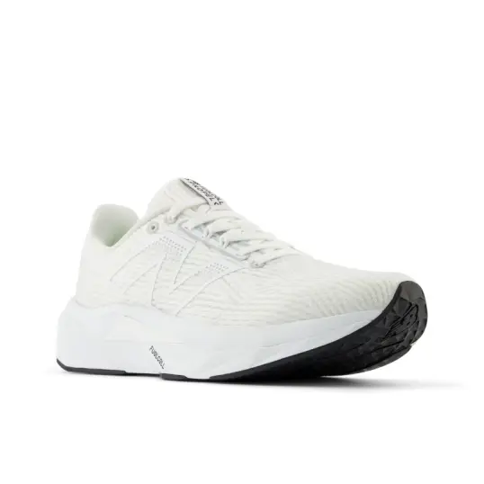 Cover image of WHITE/WHITE New Balance FuelCell Propel v5 Women's
