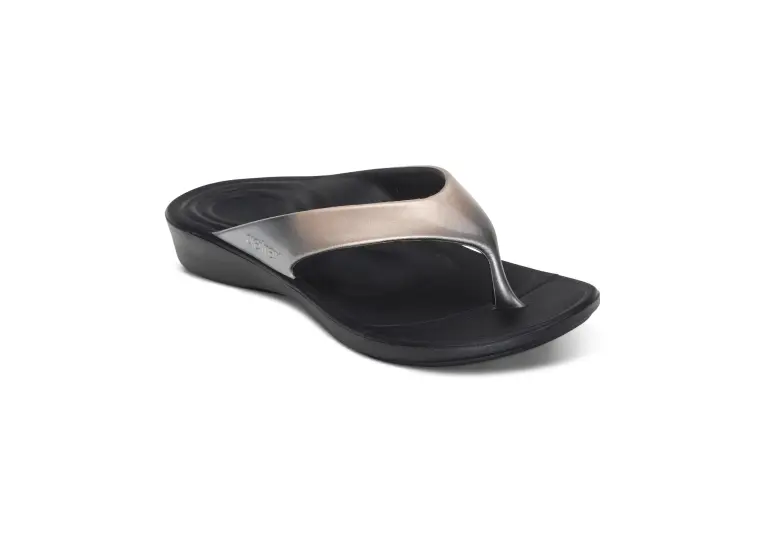 Image 1 of Aetrex Maui Women's