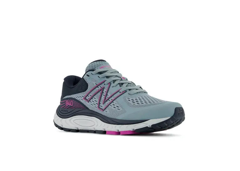 Image 1 of New Balance 840 v5 Women's