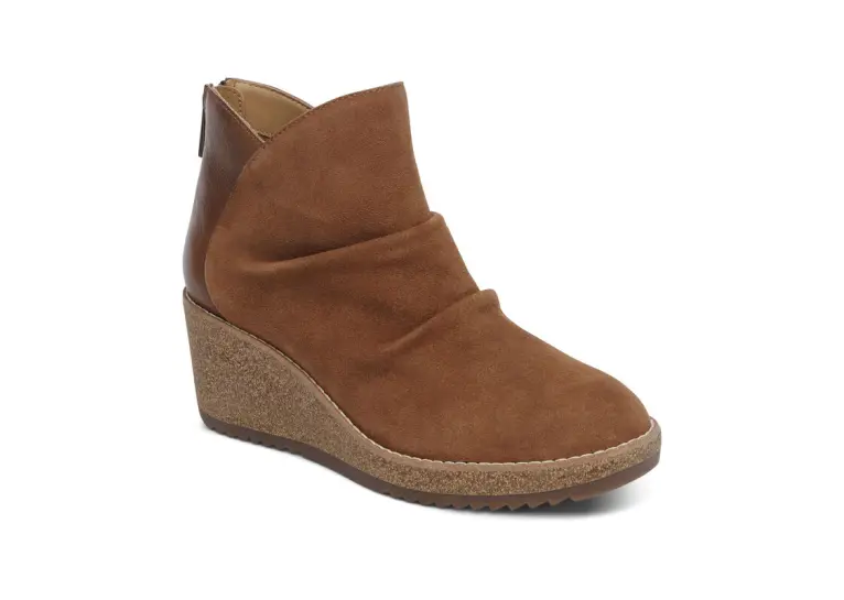 Image 1 of Aetrex Kara Women's