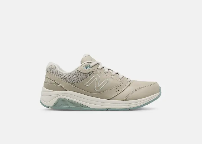 Image 1 of New Balance 928v3 Women's