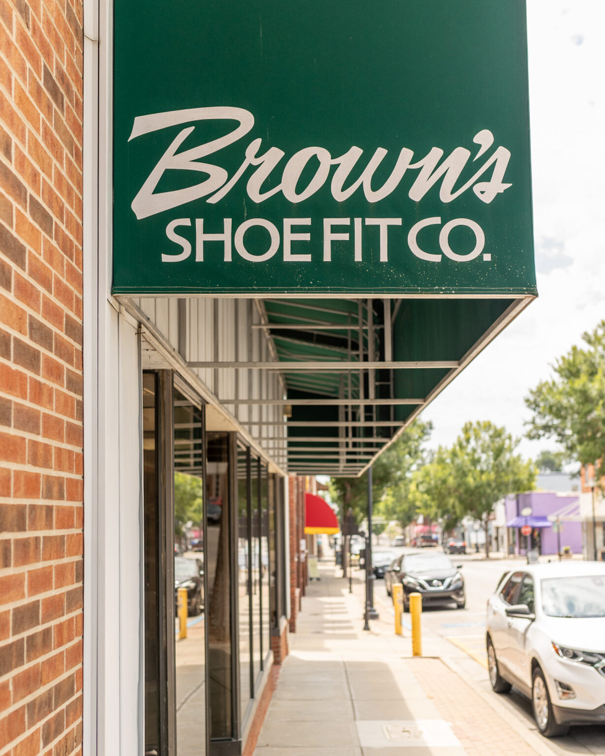 Best Online Shoe Store | Brown’s Shoe Fit Co.